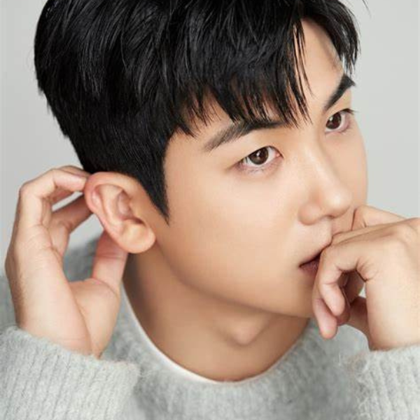 Park Hyung-Sik