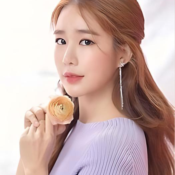 Yoo In-Na